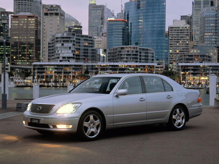  Lexus LS430 2003 года  (AU) (фото 7 из 16)